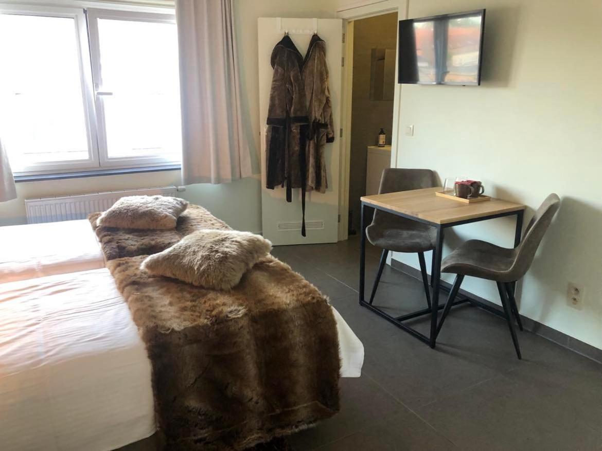 Hotel Logies Dampoort Gent Exterior foto